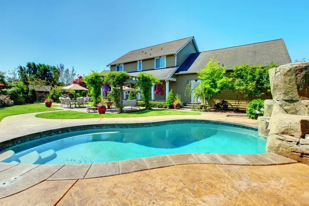 Real estate agent providing full service to sellers and buyers